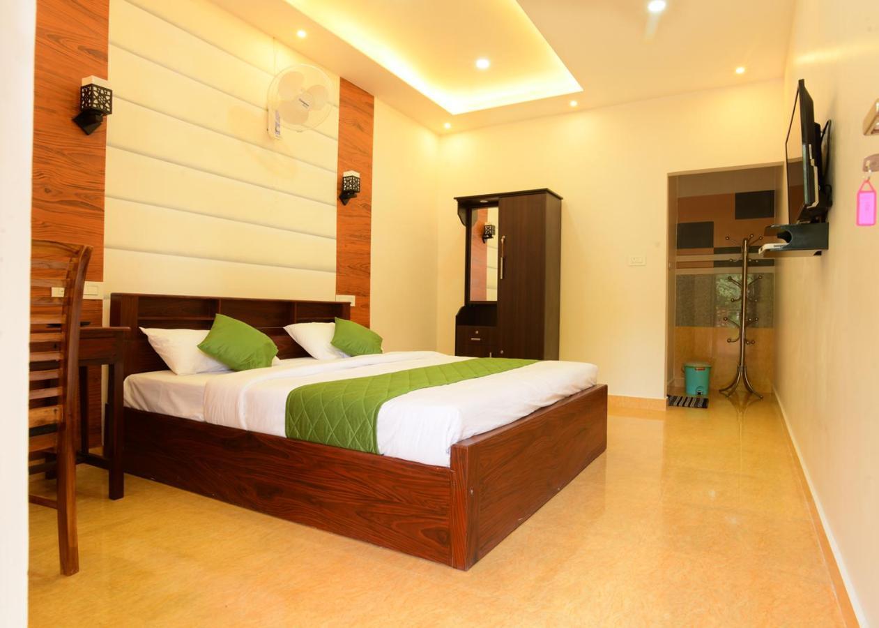 Annus Homestay Ramakkalmedu Ngoại thất bức ảnh